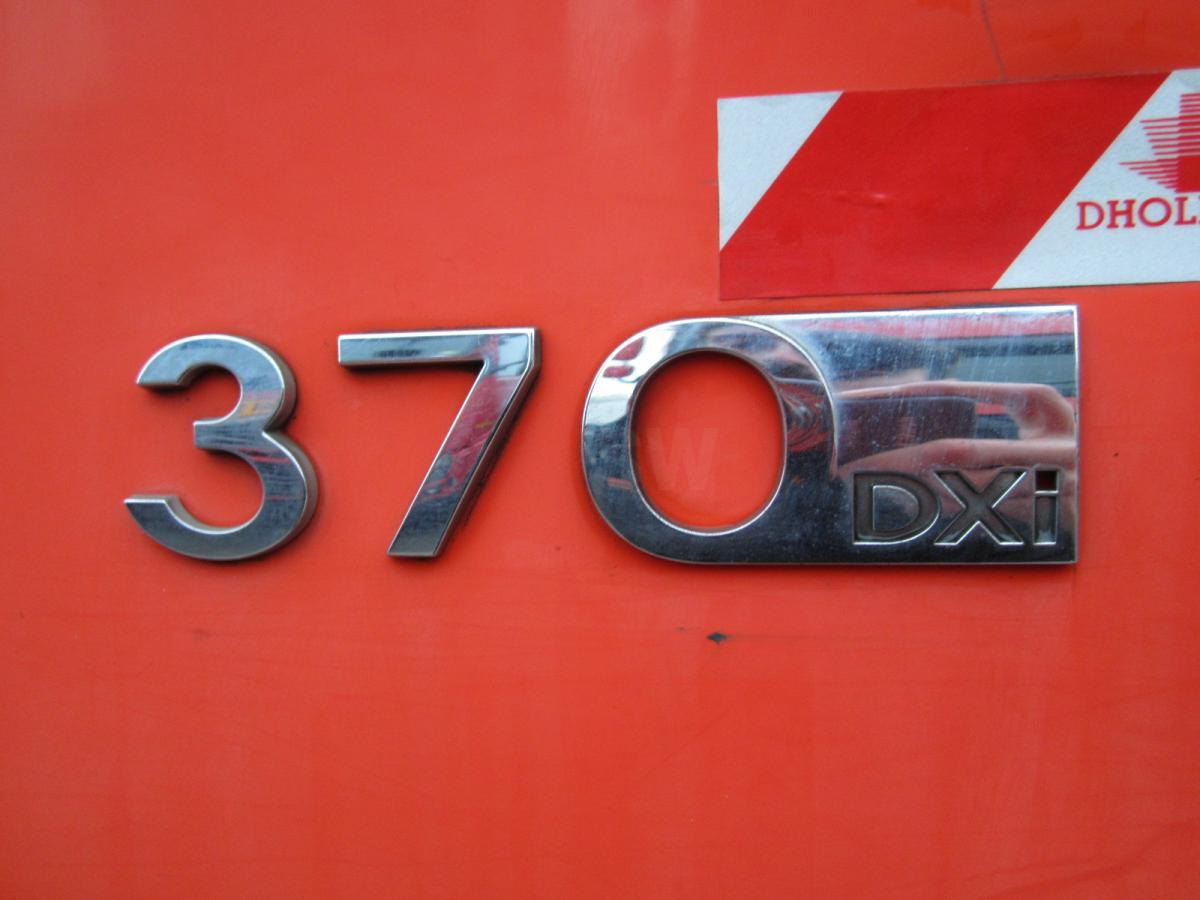 Dropside/ Flatbed truck Renault Kerax 370 DXI