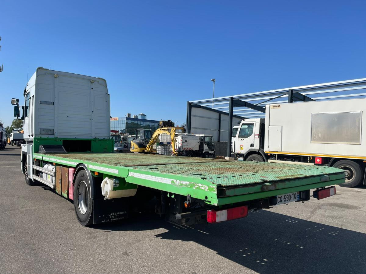 Dropside/ Flatbed truck Renault Magnum 440 DXI