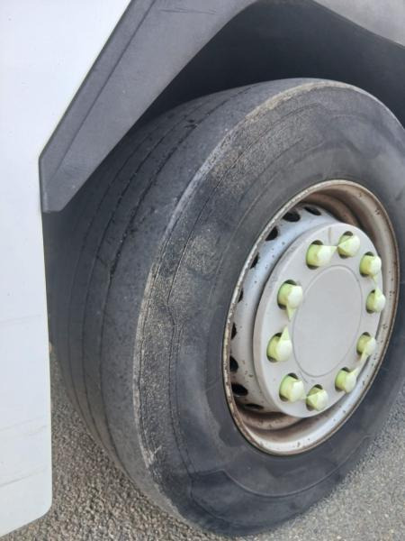 Dropside/ Flatbed truck Renault Magnum 440 DXI