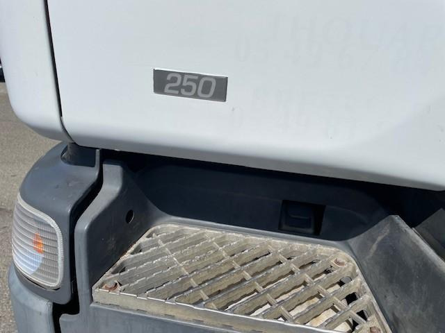 Dropside/ Flatbed truck Renault Premium 250