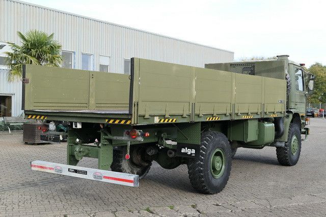 Dropside/ Flatbed truck Scania P92HK 4x4, Allrad, Containertransporter, Klima