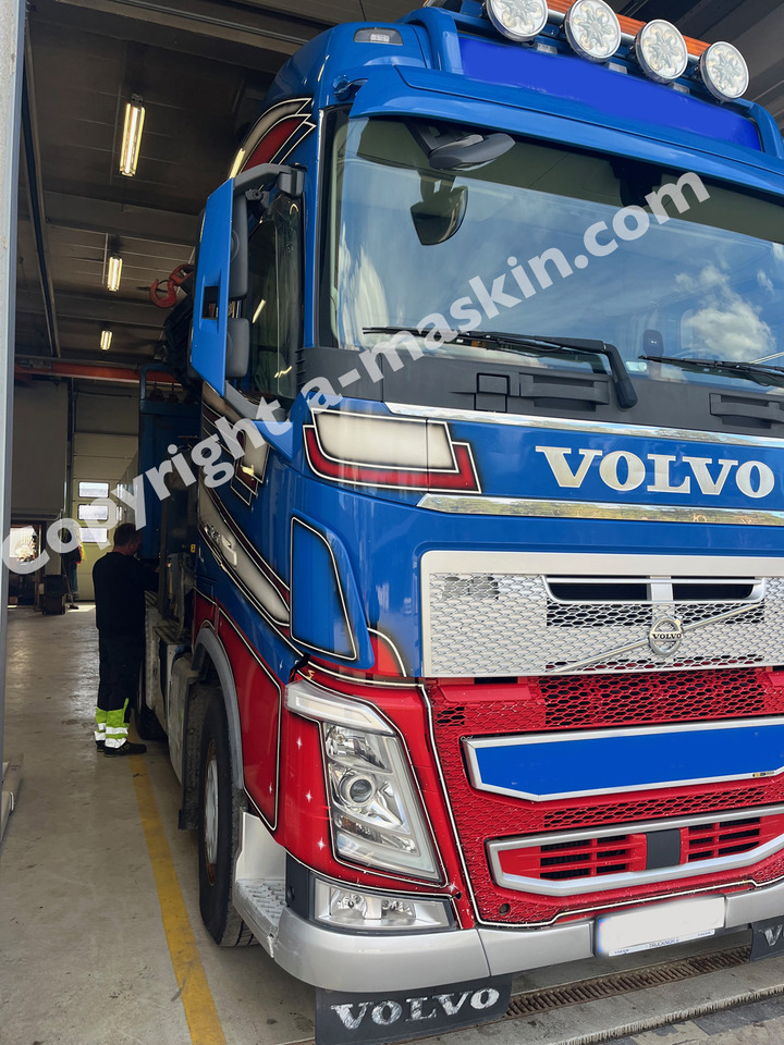 Dropside/ Flatbed truck VOLVO FH 540