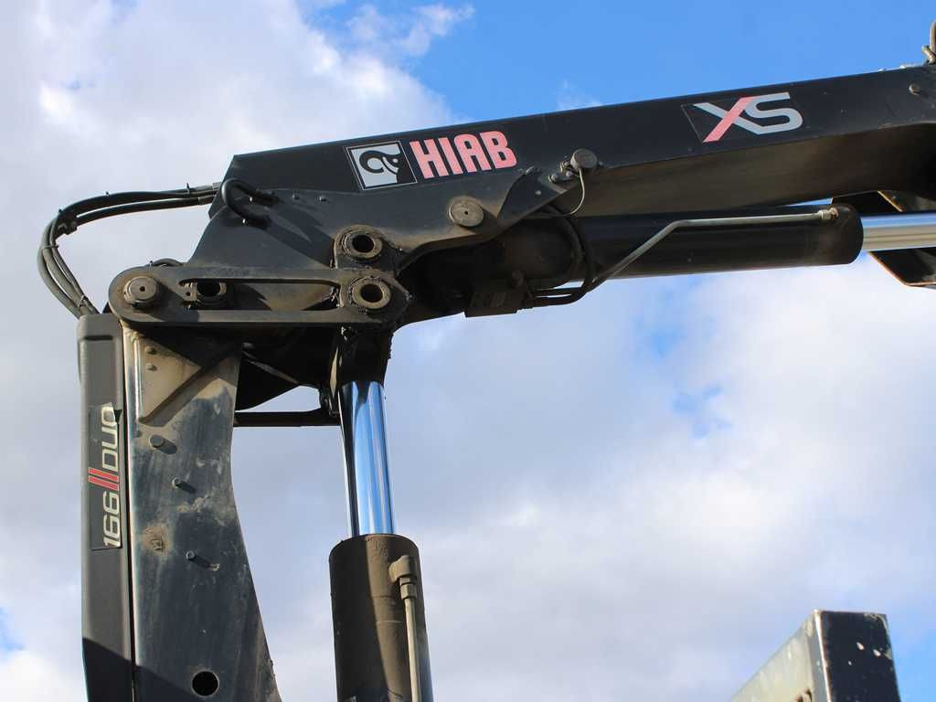 Dropside/ Flatbed truck Volvo FE 260, EURO 5, CRANE HIAB 166 E-3 DUO, BEACONS