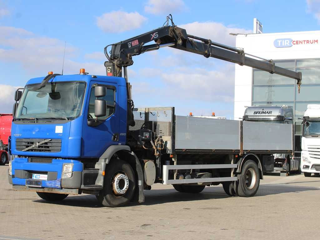 Dropside/ Flatbed truck Volvo FE 260, EURO 5, CRANE HIAB 166 E-3 DUO, BEACONS