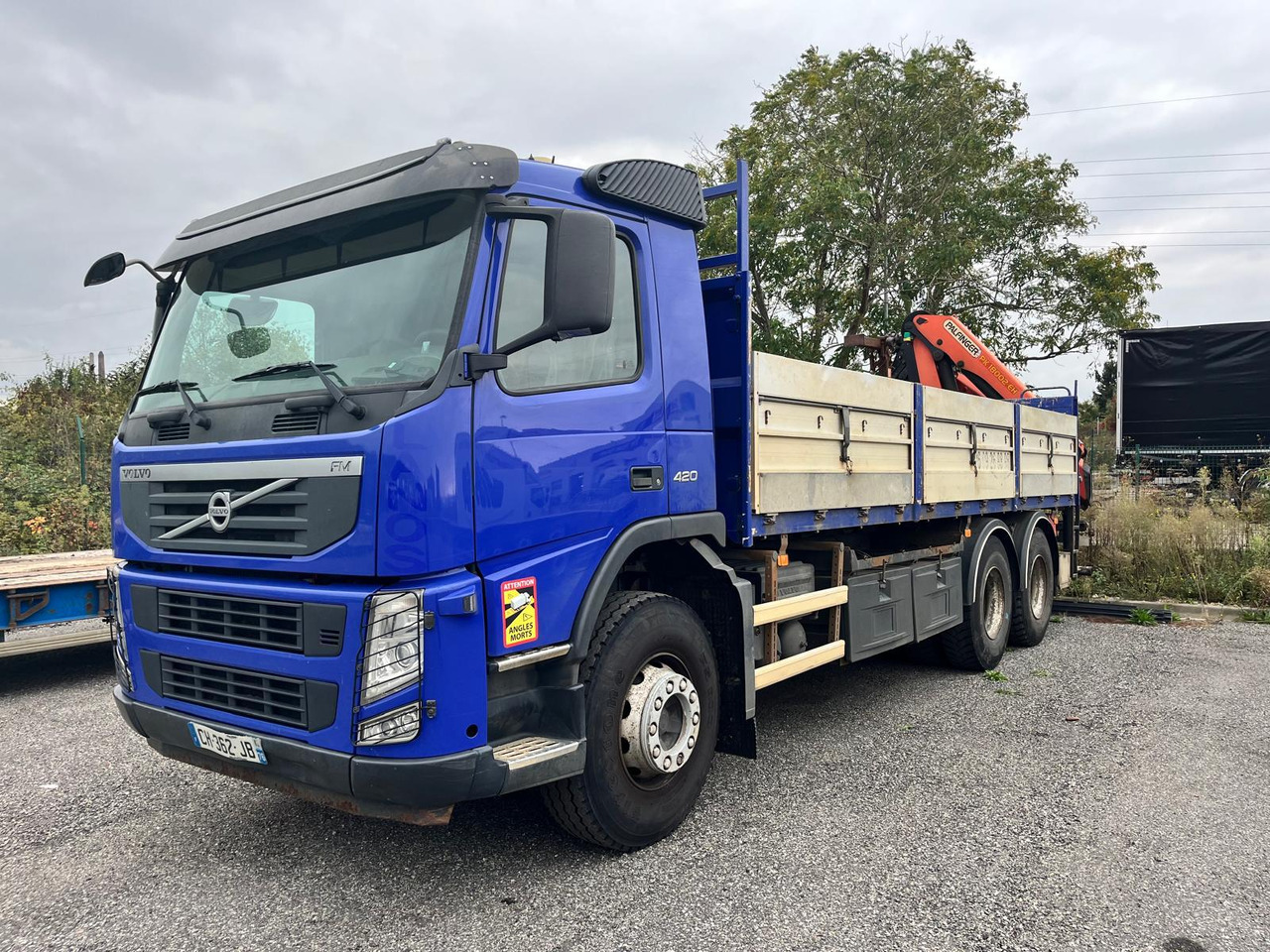 Dropside/ Flatbed truck Volvo FM 420