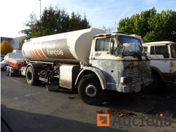 Tank truck Ford R1629: picture 1