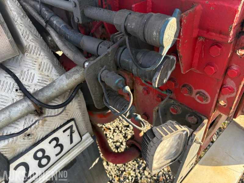 Hook lift truck 2005 Iveco 260S48 krokløft