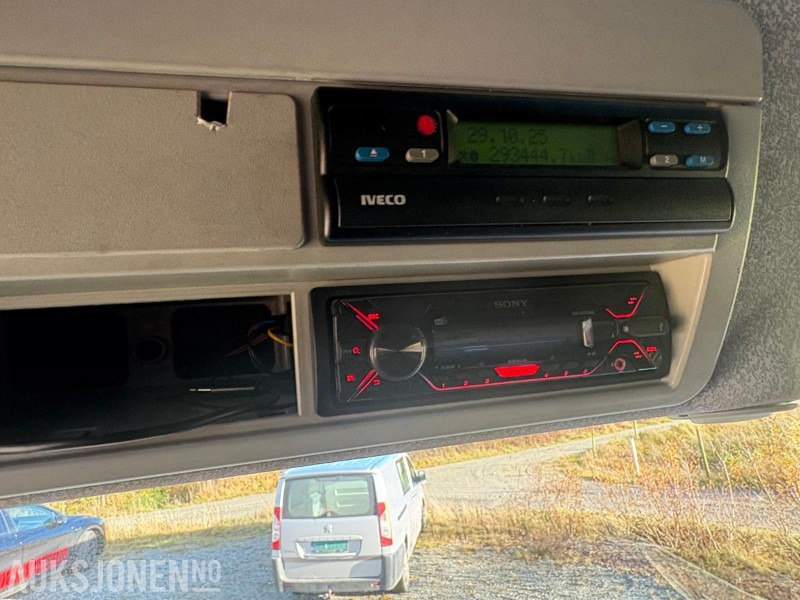 Hook lift truck 2005 Iveco 260S48 krokløft