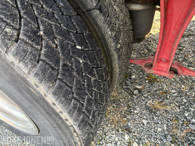 Hook lift truck 2005 Iveco 260S48 krokløft