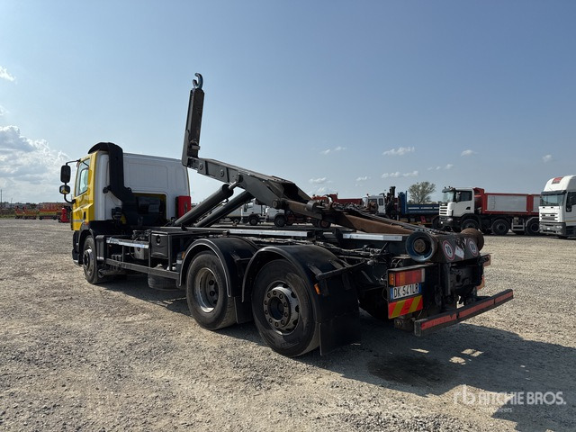 Hook lift truck 2007 DAF CF85 6x2 Roll-Off Truck