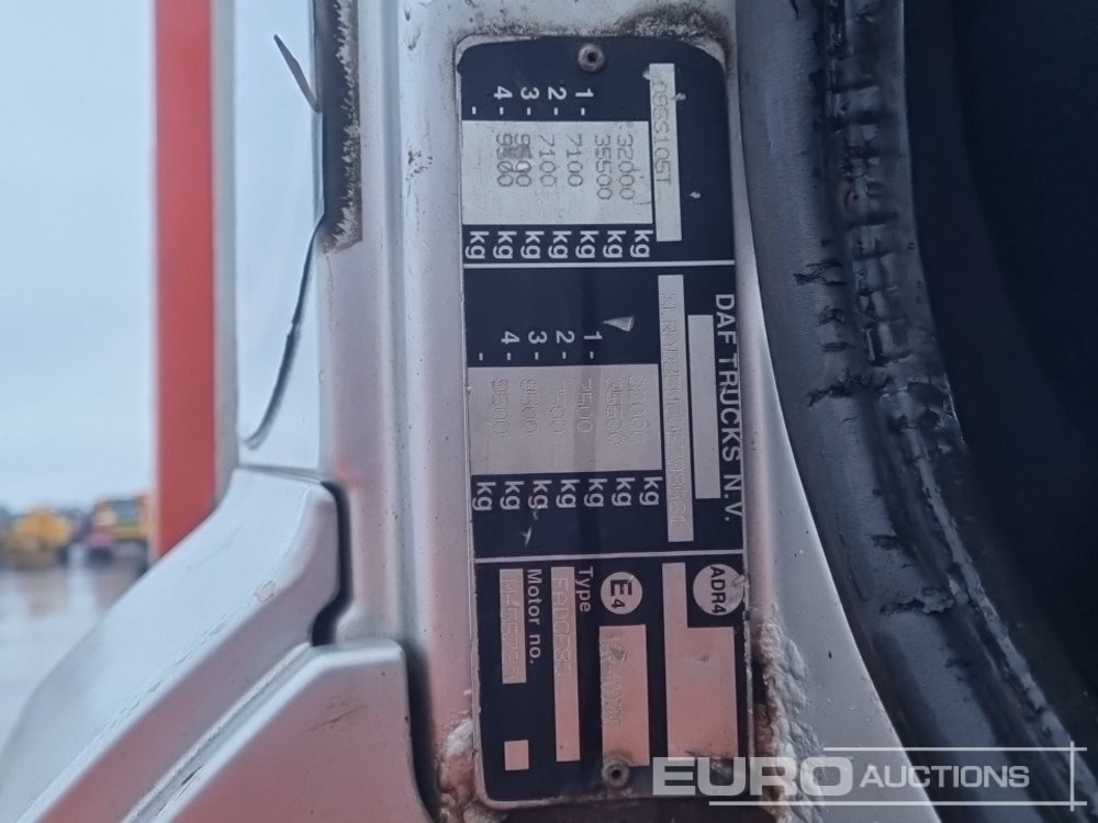 Hook lift truck 2008 DAF CF