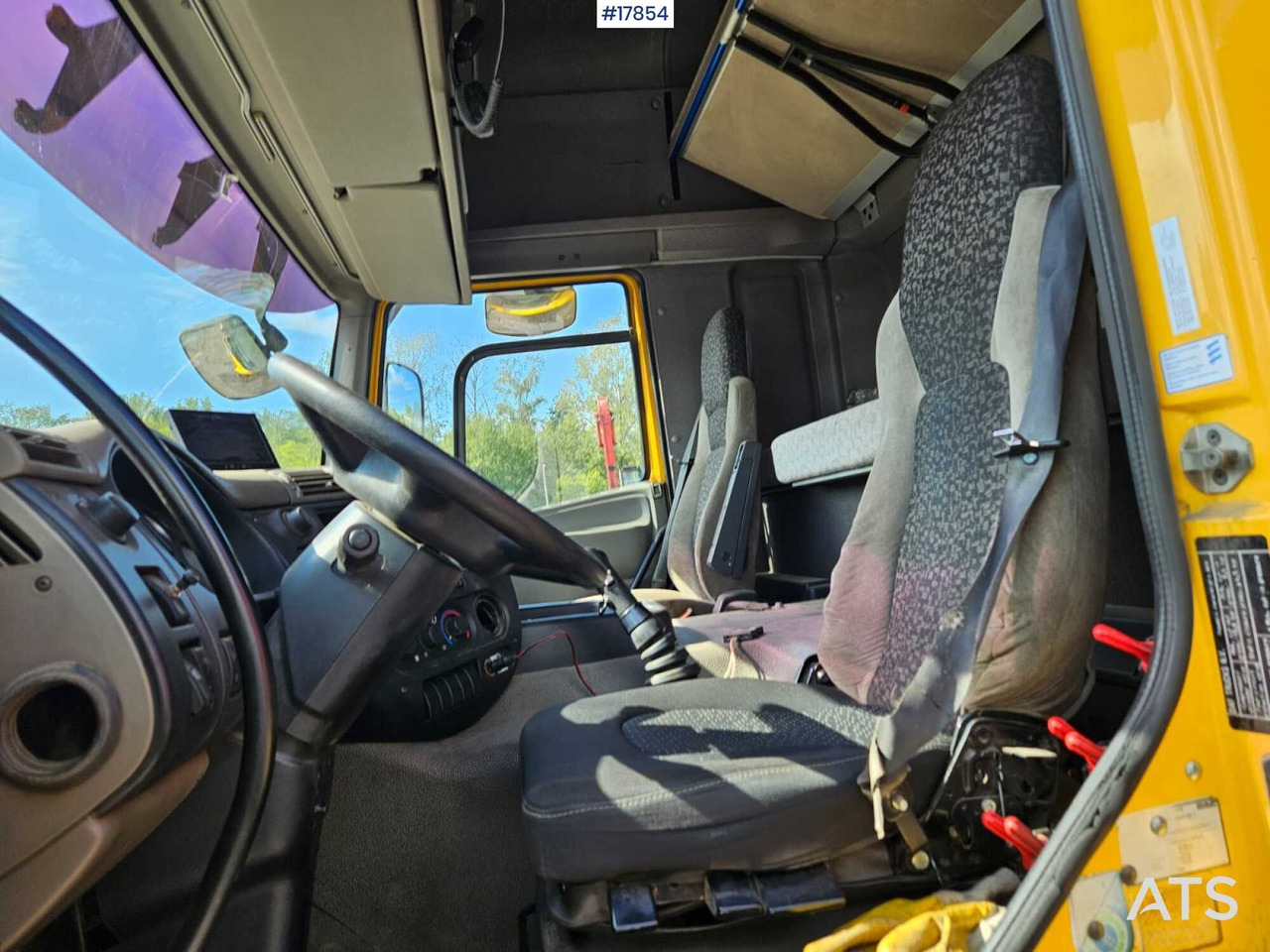 Hook lift truck 2009 DAF CF 85.410