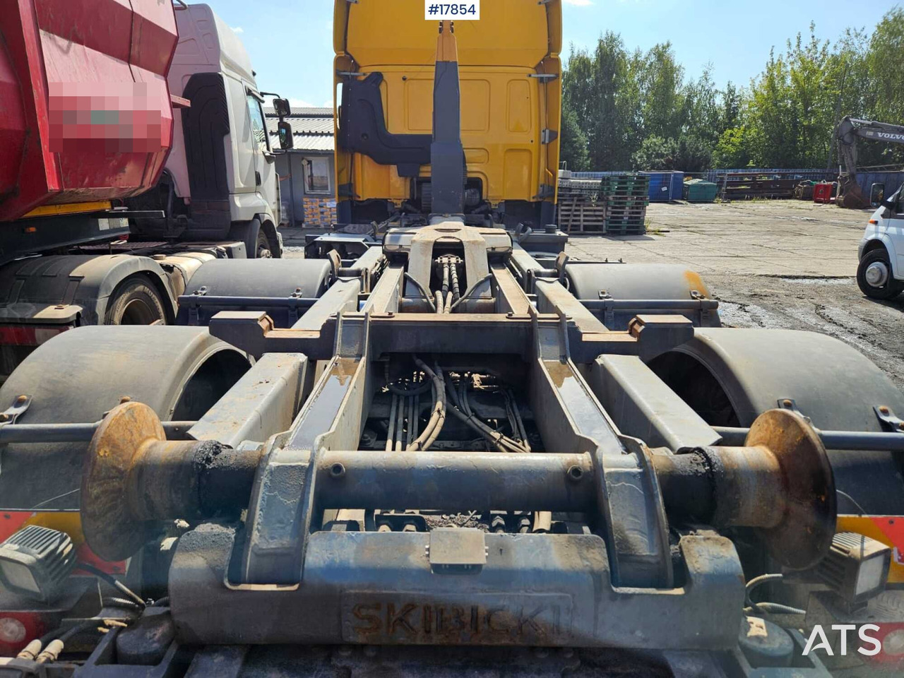 Hook lift truck 2009 DAF CF 85.410