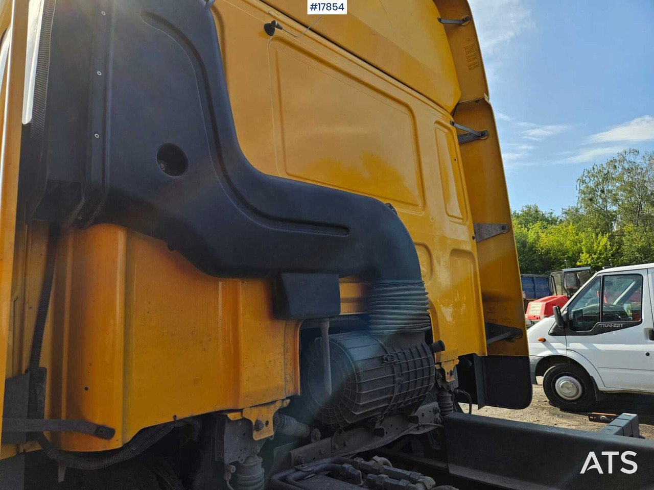 Hook lift truck 2009 DAF CF 85.410