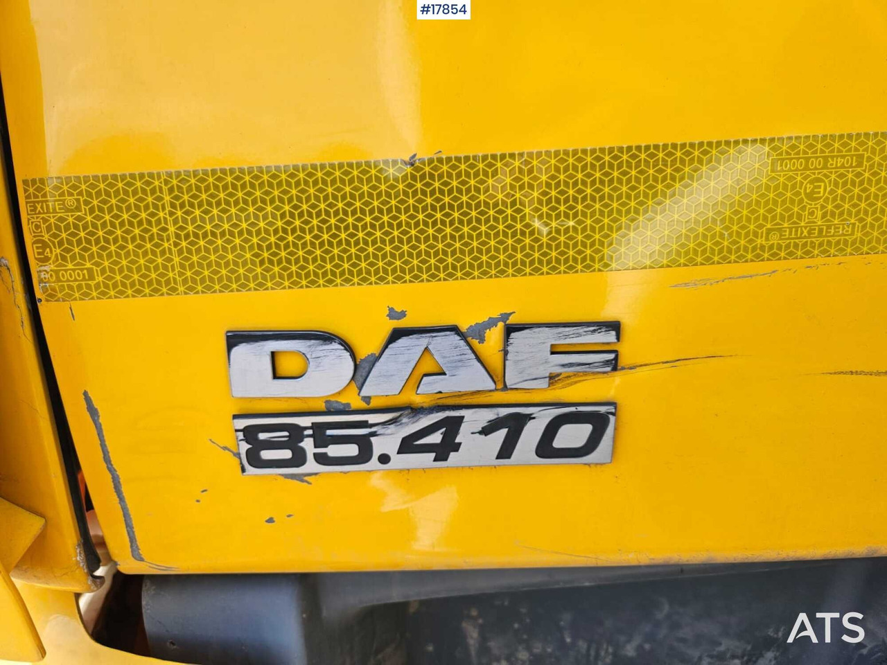 Hook lift truck 2009 DAF CF 85.410