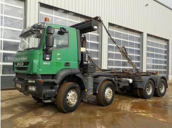 Hook lift truck 2010 Iveco Trakker 360