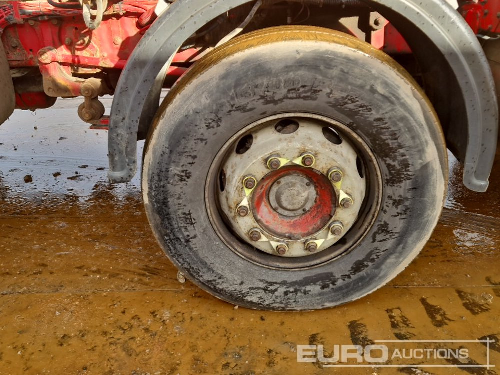 Hook lift truck 2012 DAF CF85-410