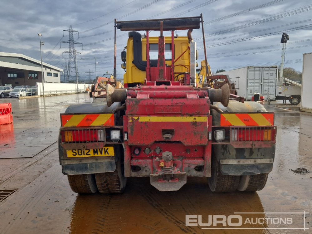 Hook lift truck 2012 DAF CF85-410