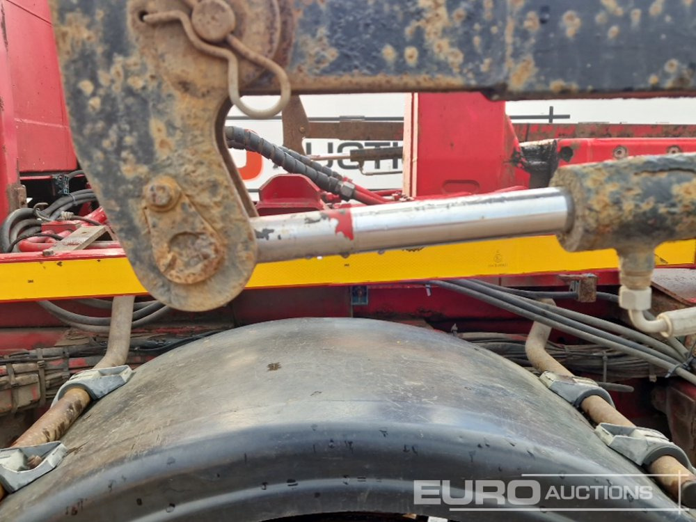 Hook lift truck 2012 DAF CF85-410