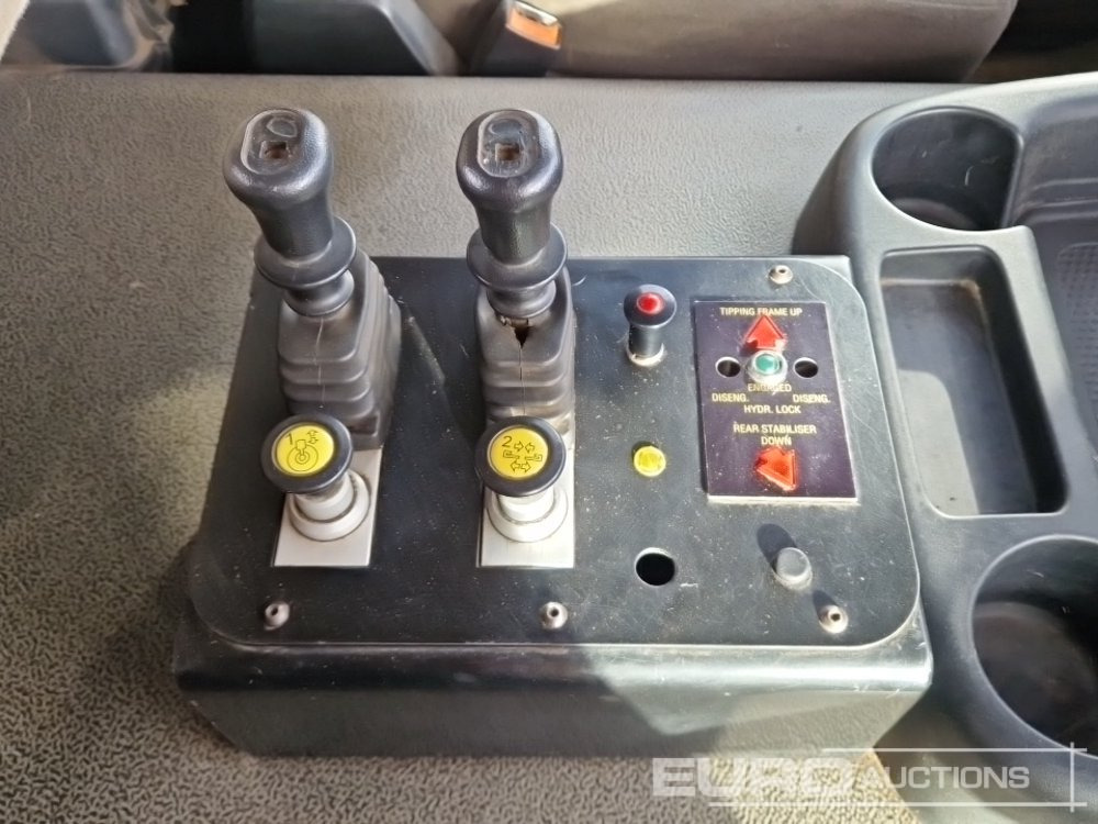 Hook lift truck 2012 DAF CF85-410