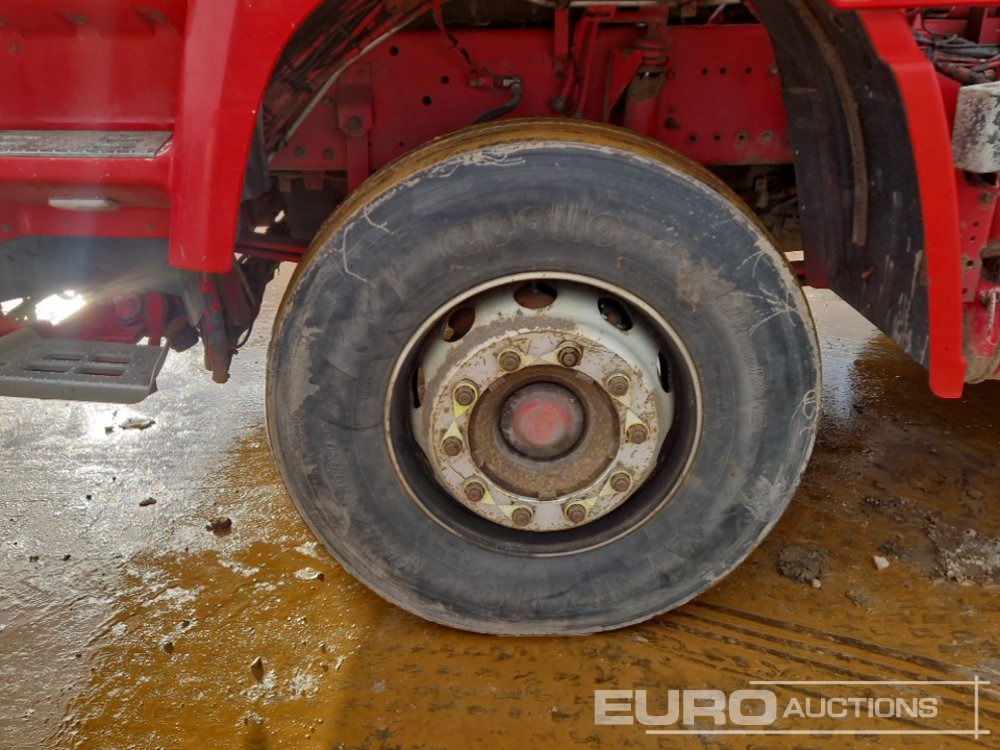 Hook lift truck 2012 DAF CF85-410