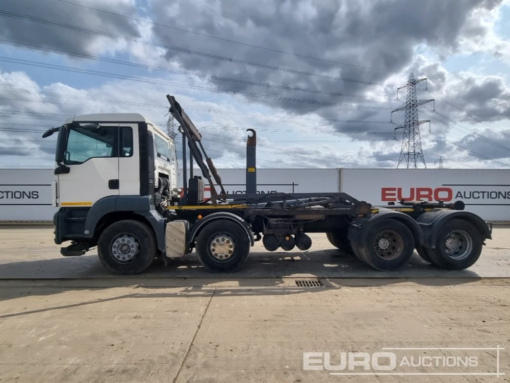 Hook lift truck 2012 MAN 35.360