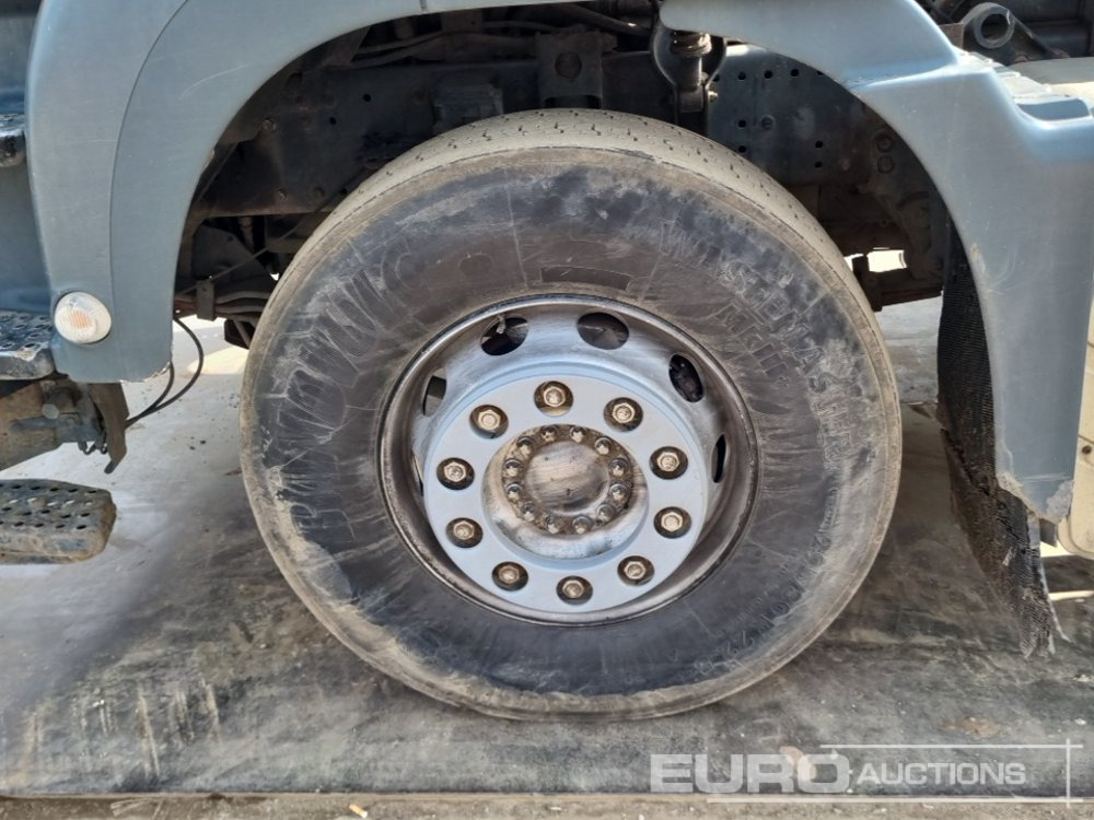 Hook lift truck 2012 MAN 35.360