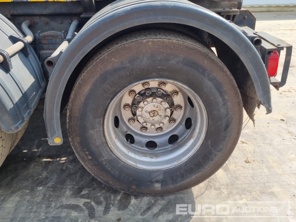 Hook lift truck 2012 MAN 35.360