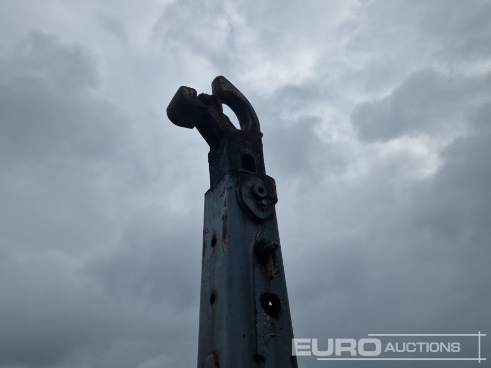 Hook lift truck 2012 MAN TGS 26.440