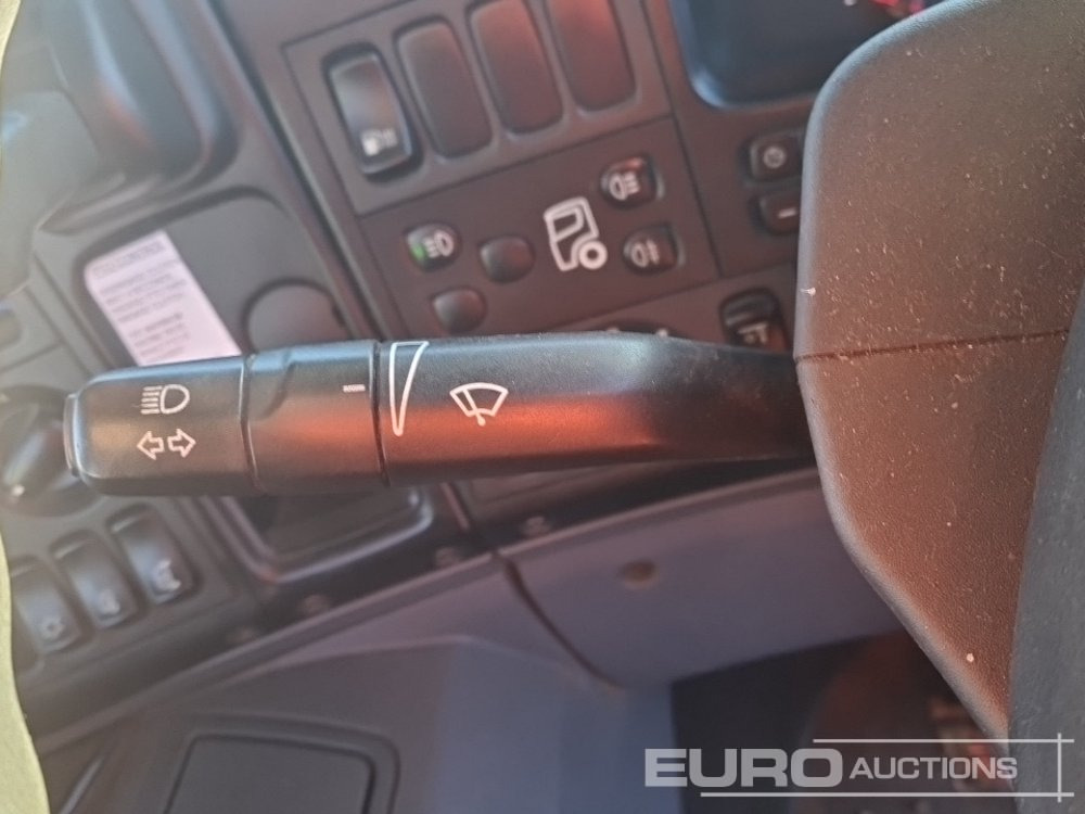 Hook lift truck 2012 Scania P360