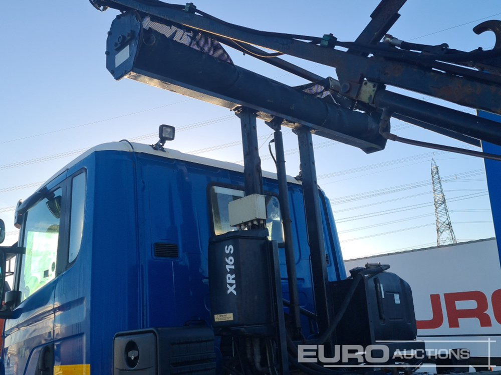 Hook lift truck 2012 Scania P360