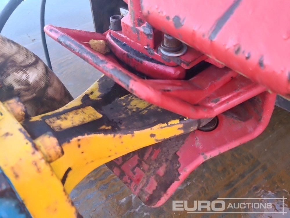 Hook lift truck 2012 Scania P360