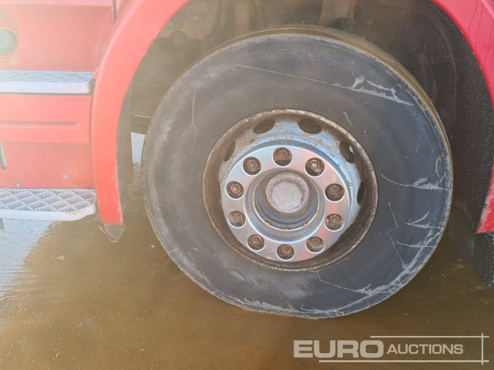 Hook lift truck 2012 Scania P360