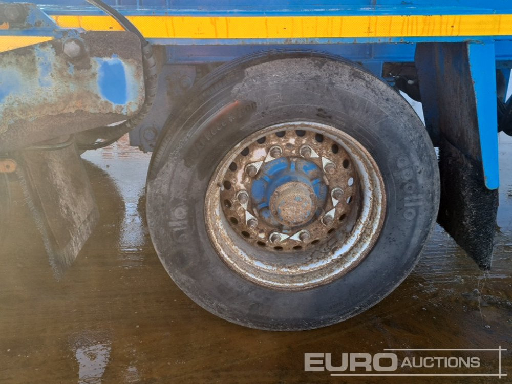 Hook lift truck 2012 Scania P360