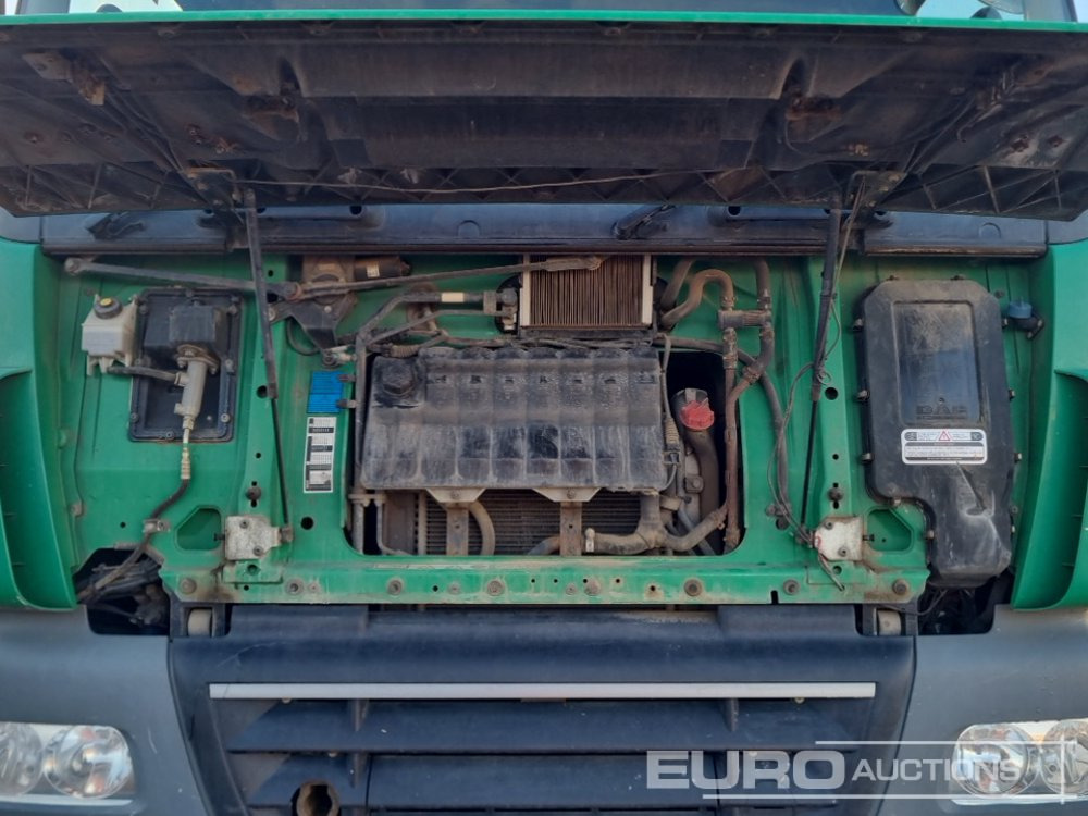 Hook lift truck 2013 DAF CF85.360