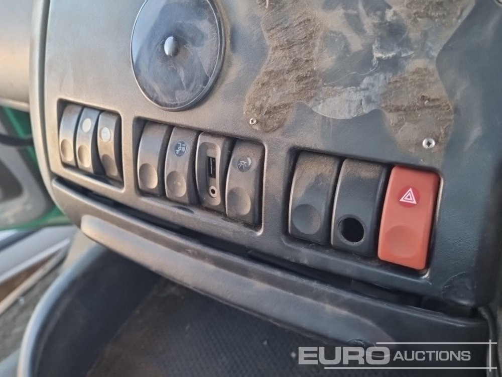 Hook lift truck 2013 DAF CF85.360