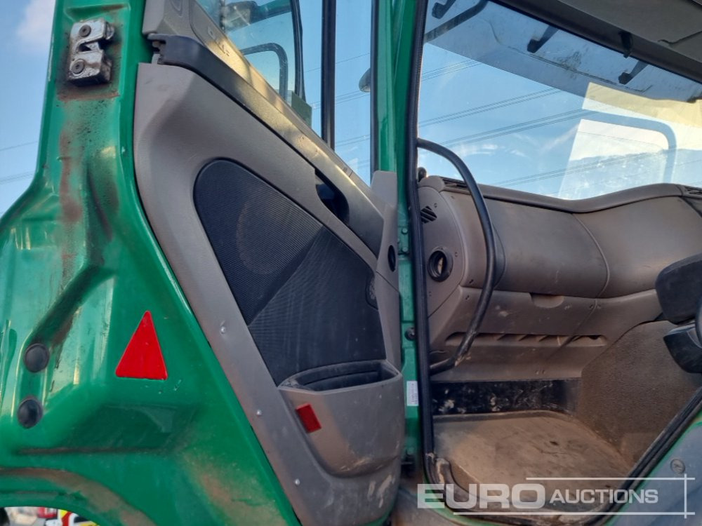 Hook lift truck 2013 DAF CF85.360