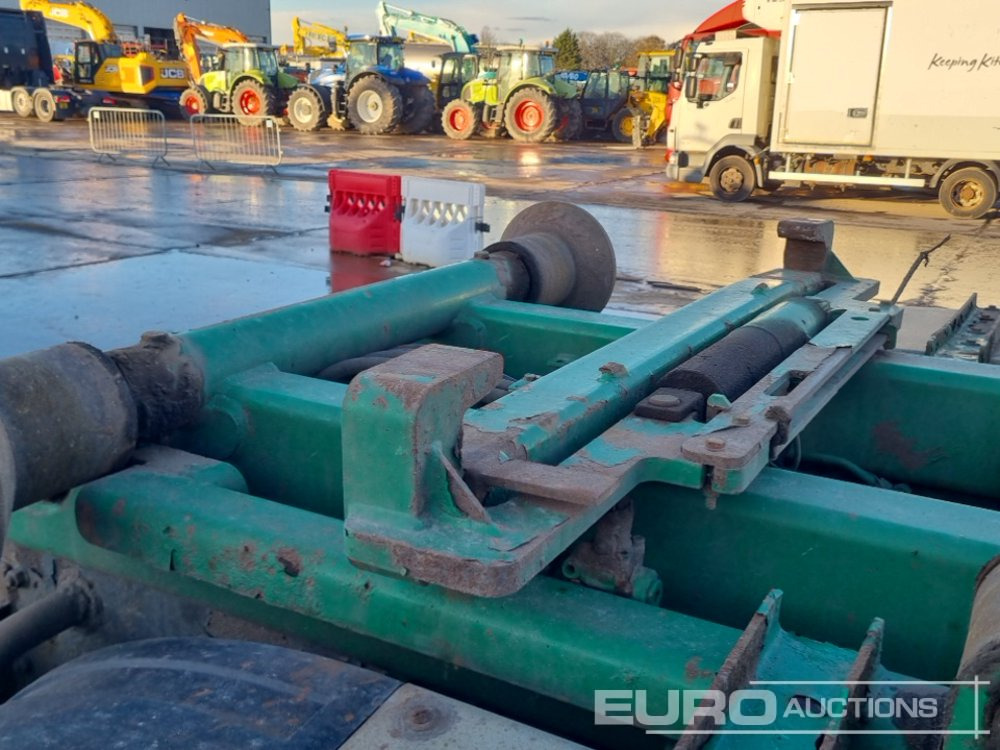 Hook lift truck 2013 DAF CF85.360