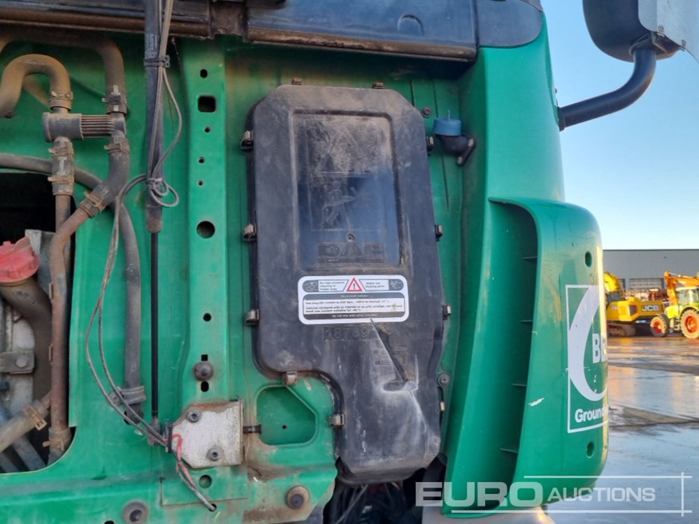 Hook lift truck 2013 DAF CF85.360