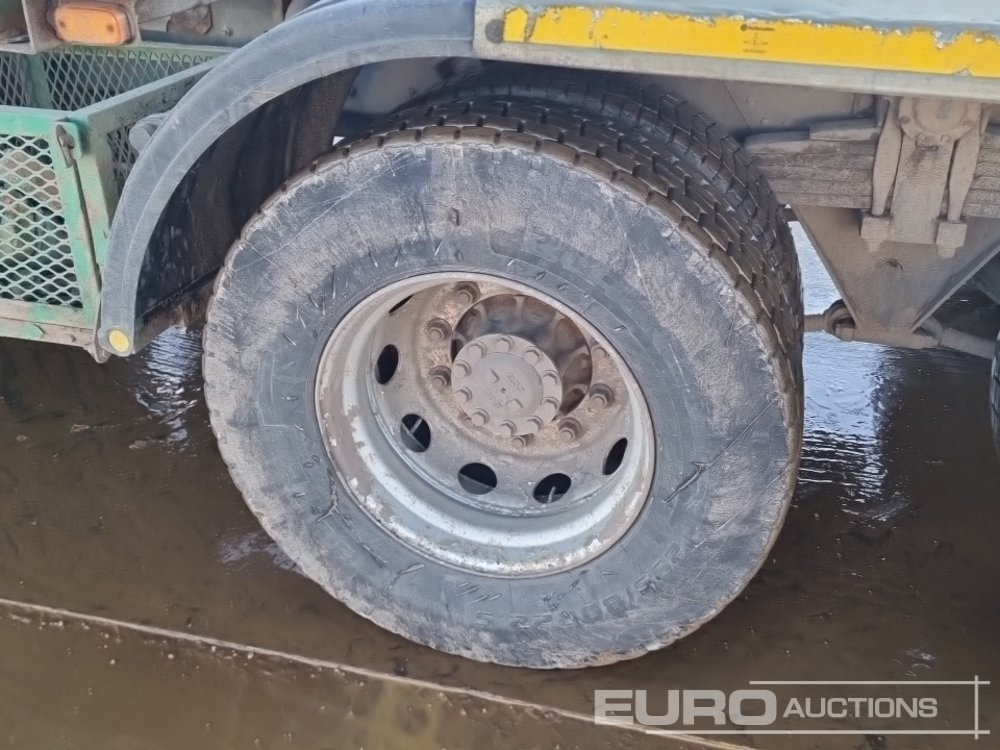 Hook lift truck 2013 DAF CF85.360
