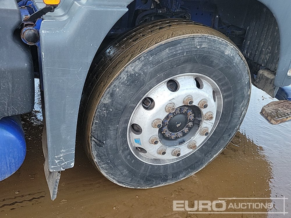 Hook lift truck 2014 MAN TGS 32.400