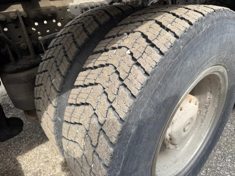 Hook lift truck 2015 Mercedes-Benz ACTROS