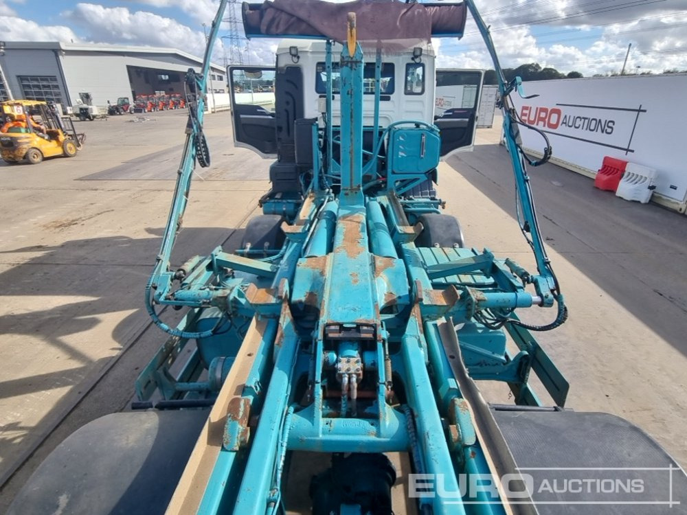 Hook lift truck 2018 MAN TGS 35.420