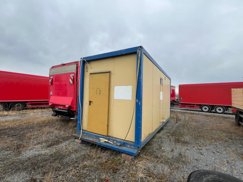 Hook lift truck Abrollcontainer Containeranlage für Asbestsanierung