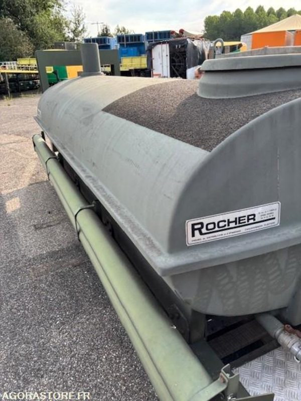 Hook lift truck CITERNE AMPLIROLL 4000 LITRES