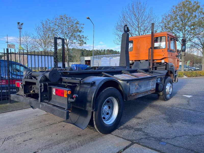 Hook lift truck DAF 1900 TURBO 4X4 HOOKLIFT