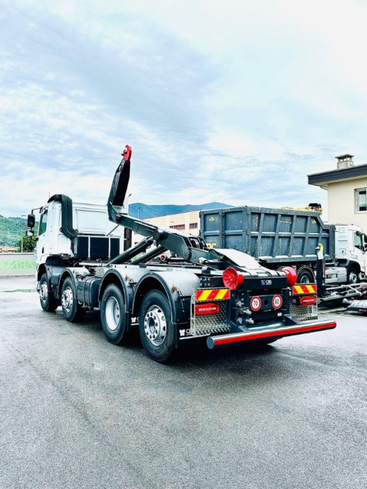 Hook lift truck DAF CF85 NUOVO SCARRABILE