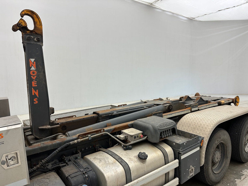 Hook lift truck DAF CF 440 - 6x4