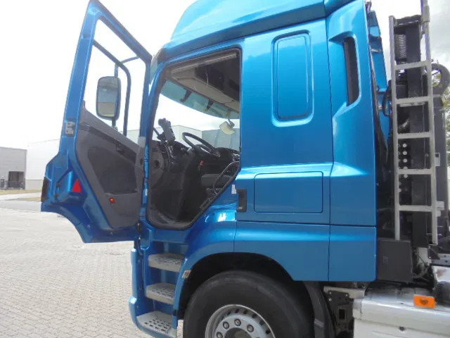 Hook lift truck DAF CF 510 8X2 TRIPLE NL TRUCK