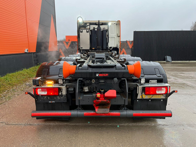 Hook lift truck DAF CF 510 8x2/6 HIAB 24 ton / L=5800 mm